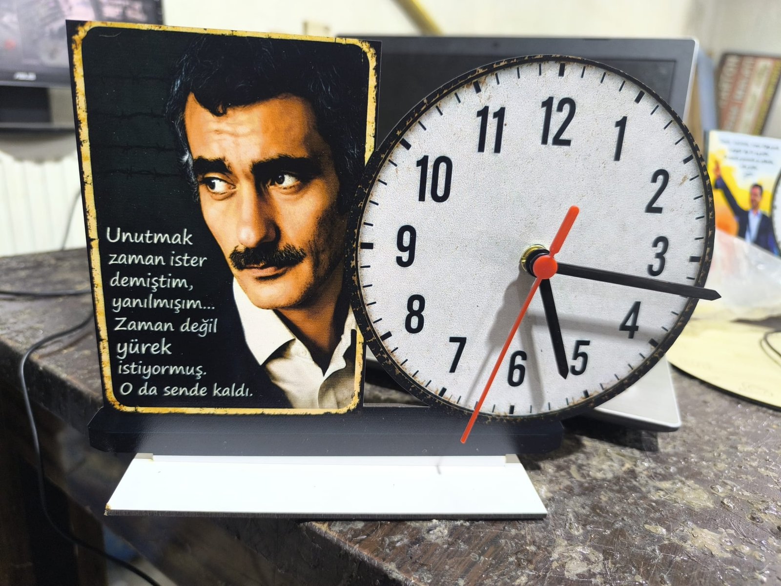 Ahşap Masa Saati görsel 2